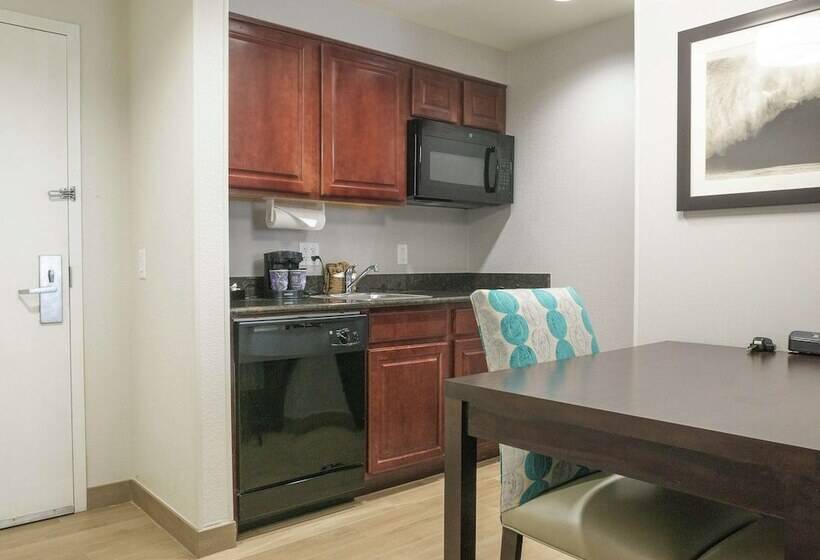 套房, Homewood Suites By Hilton Miami Airport West