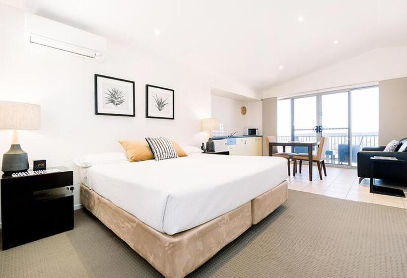 Студия Стандарт Вид на Море, The Observatory Self Contained Apartments