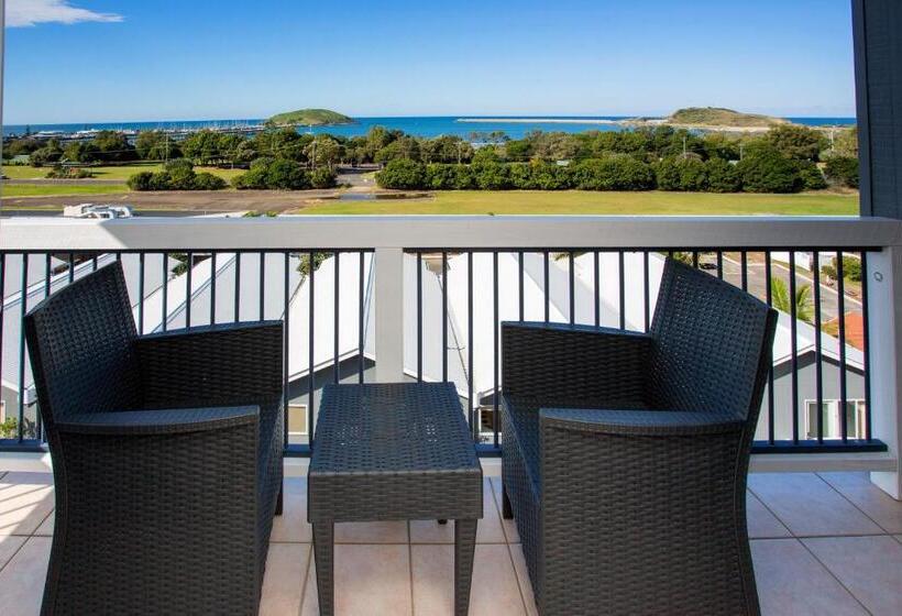 Апартаменты 2 Спальни Вид на Море, The Observatory Self Contained Apartments