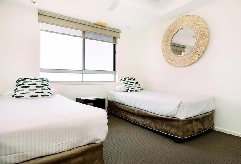 Апартаменты 1 Спальня с Видом, The Observatory Self Contained Apartments