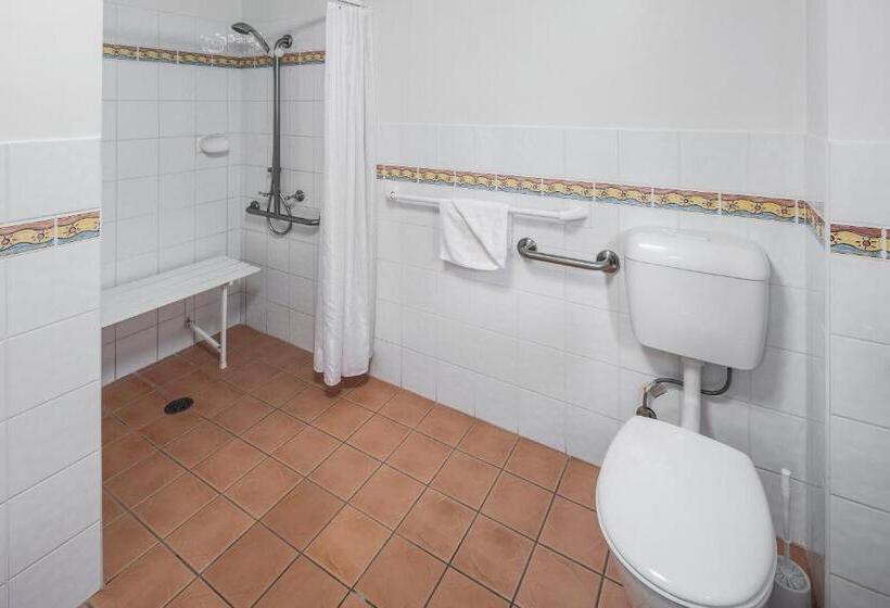 Апартаменты 1 Спальня с Видом, The Observatory Self Contained Apartments