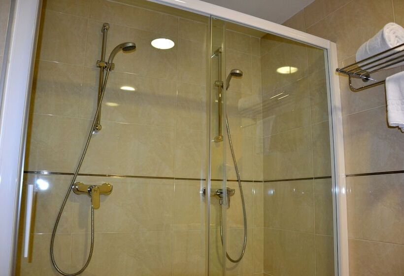 テラス付きスタンダードルーム, Vilassar