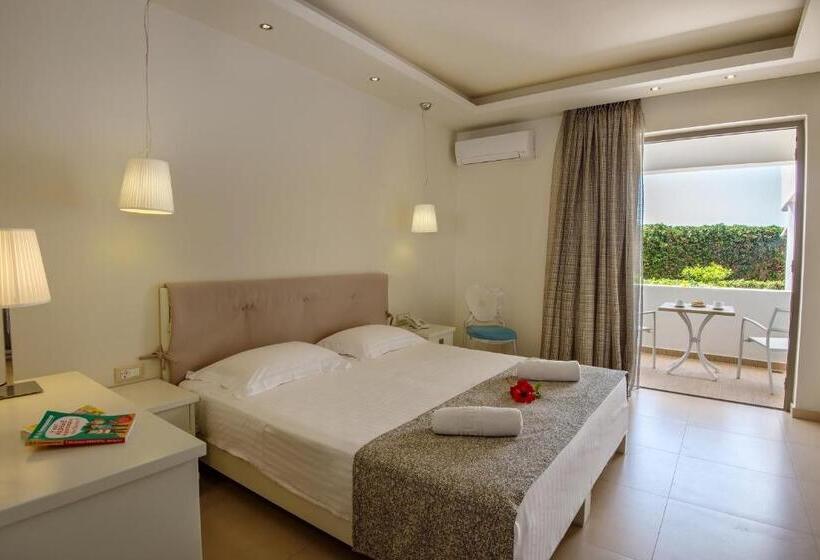 Escritório Estándar, Iperion Beach