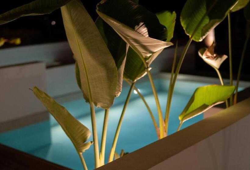 Quarto Superior Vista Mar, Iperion Beach