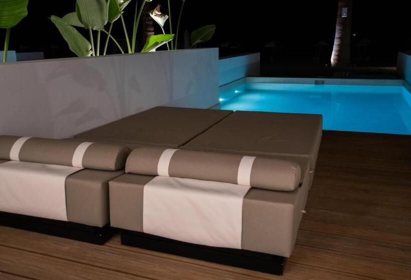 Quarto Superior Vista Mar, Iperion Beach