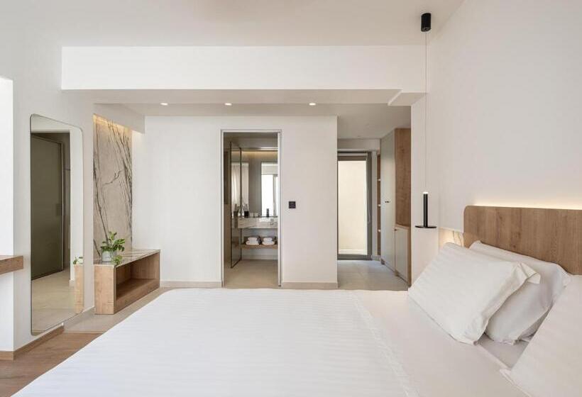 Escritório Superior, Iperion Beach