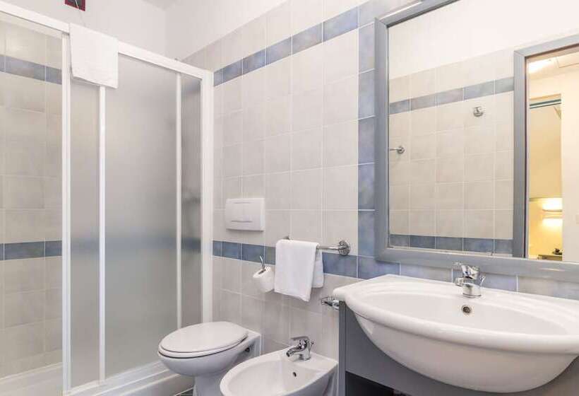 带一个卧室和一个阳台的海景公寓, Family Resort Del Mar