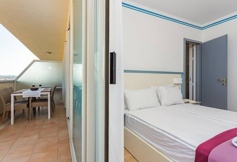 带2个卧室的高级公寓, Family Resort Del Mar