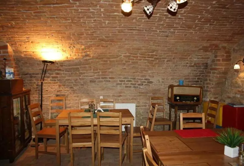 Standard Yhden Hengen Huone Jaettu Kylpyhuone, Retro Hostel