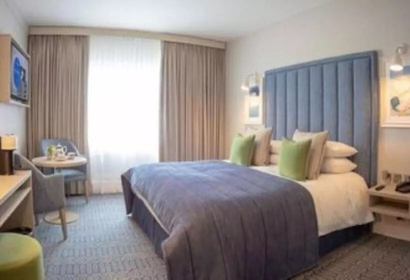 身障者適用スタンダードルーム, Four Seasons Hotel, Carlingford