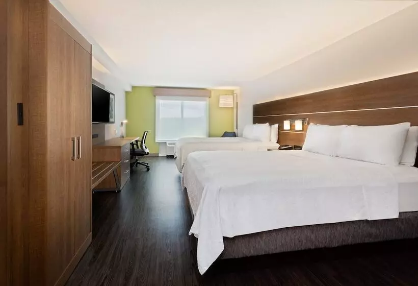 Sviitti Liikuntarajoitteisille, Holiday Inn Express Hotel & Suites Largo Clearwater, An Ihg