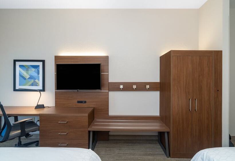 جناح, Holiday Inn Express Hotel & Suites Talladega, An Ihg