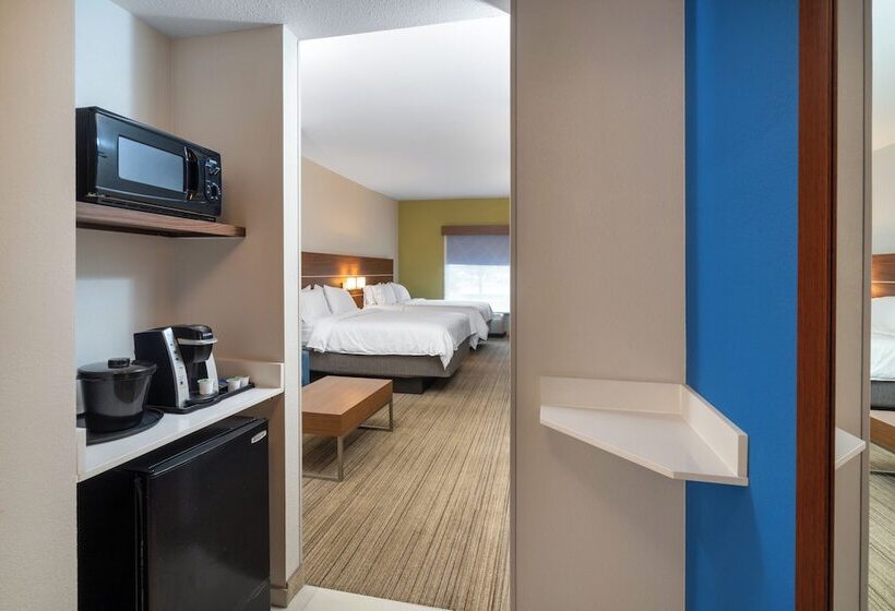 جناح, Holiday Inn Express Hotel & Suites Talladega, An Ihg