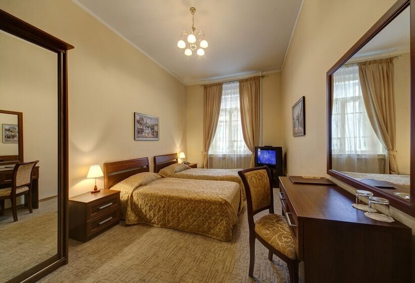 标准间, Sonata At Palace Square