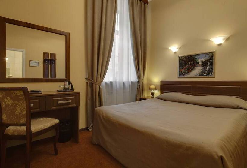 标准间, Sonata At Palace Square