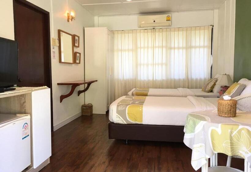 Estudio Estándar, Suan Ban Krut Beach Resort