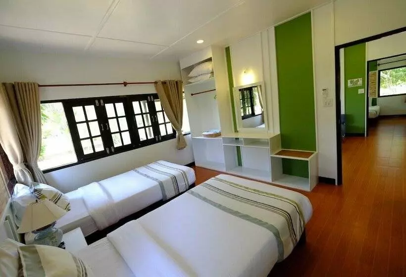 バンガローの２ベッドスタンダードルーム, Suan Ban Krut Beach Resort