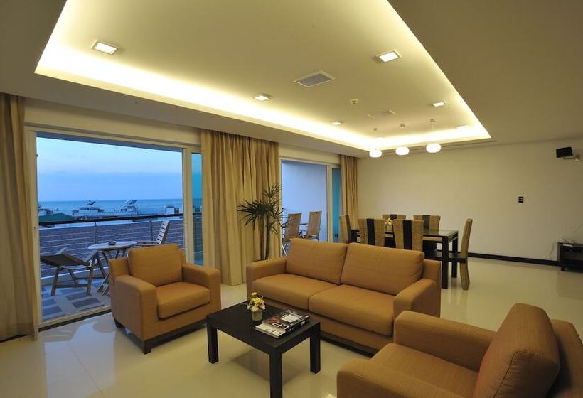 １ベッドルームペントハウスアパート, The Palms, Kamala Beach   Sha Extra Plus