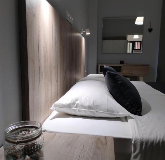 Номер Deluxe Вид на Сад, Valentinos Apartments