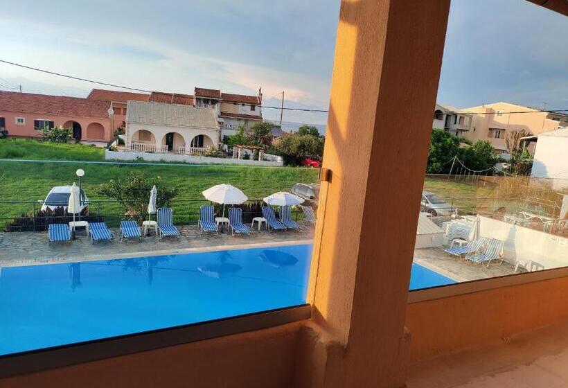 带1个卧室的豪华公寓, Valentinos Apartments