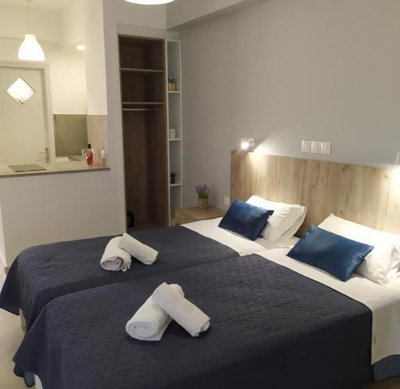 غرفة ديلوكس مطلّة علي الحديقة, Valentinos Apartments