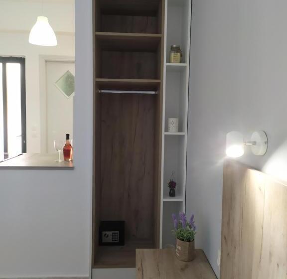 豪华园景房, Valentinos Apartments