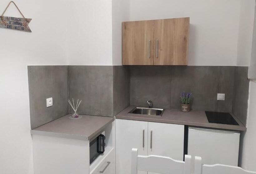 Апартаменты Deluxe 1 Спальня, Valentinos Apartments