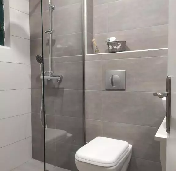 آپارتمان لوکس 1 خوابه, Valentinos Apartments