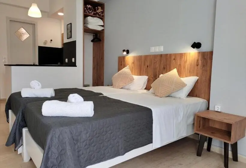 Standard-studio Allasnäkymä, Valentinos Apartments
