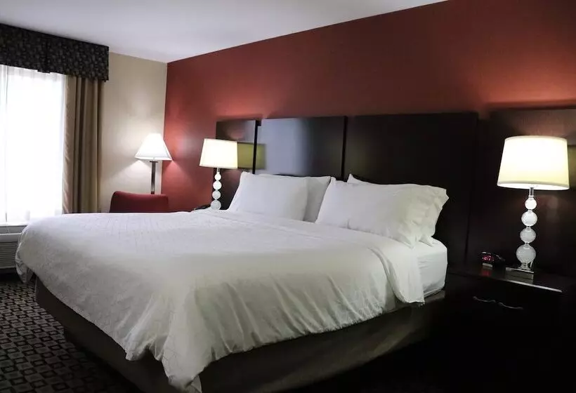 身障者適用スイートルーム, Holiday Inn Express Hotel & Suites Crawfordsville By Ihg