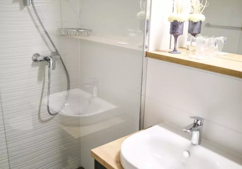 キングサイズベッドのスタンダードルーム, Holiday Inn Express Hotel & Suites Crawfordsville By Ihg