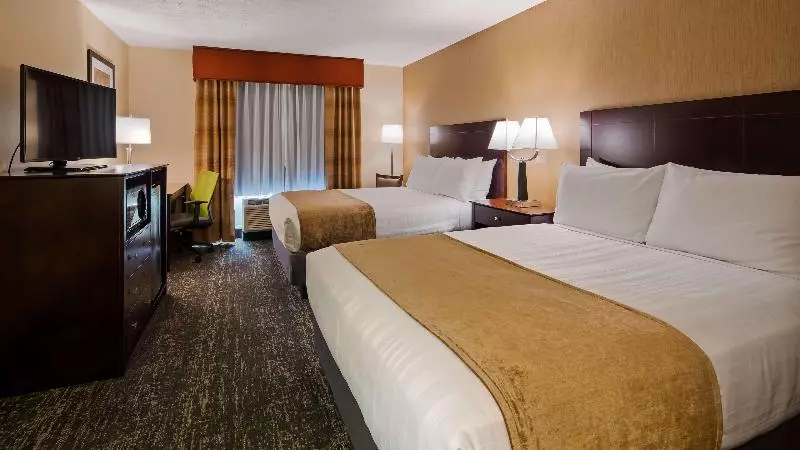 キングサイズベッドのスイートルーム, Holiday Inn Express Hotel & Suites Terre Haute, An Ihg