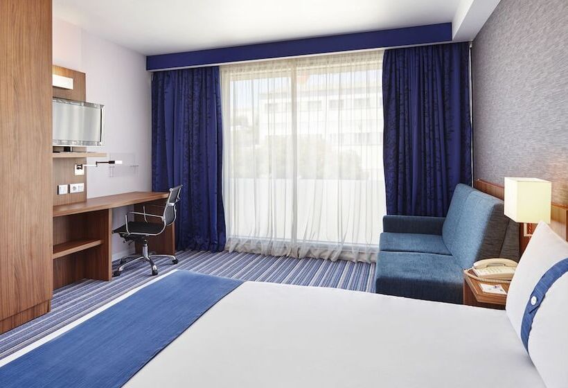اتاق استاندارد, Holiday Inn Express Lisbon Alfragide, An Ihg