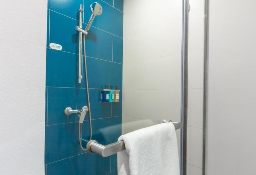 스탠다드 룸 수피리어 층, Holiday Inn Express Shanghai Pudong Airport, An Ihg