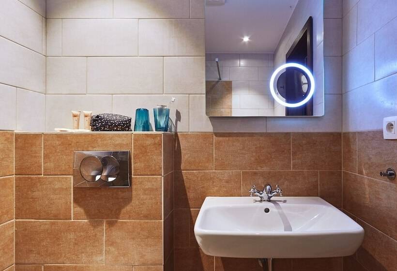 اتاق کلاس بیزنس, Penzion Berg