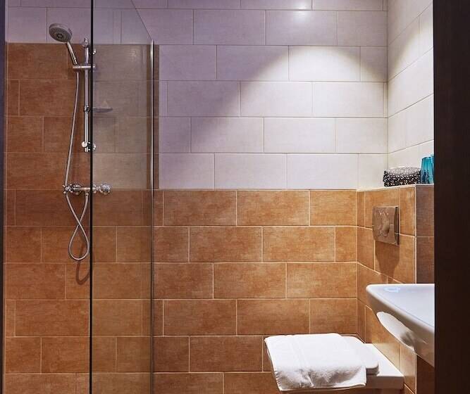 اتاق کلاس بیزنس, Penzion Berg