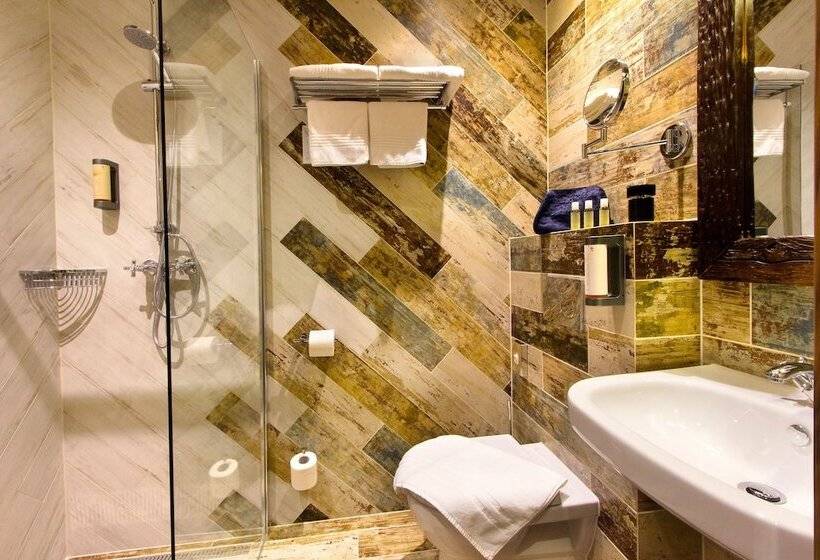 اتاق لوکس, Penzion Berg