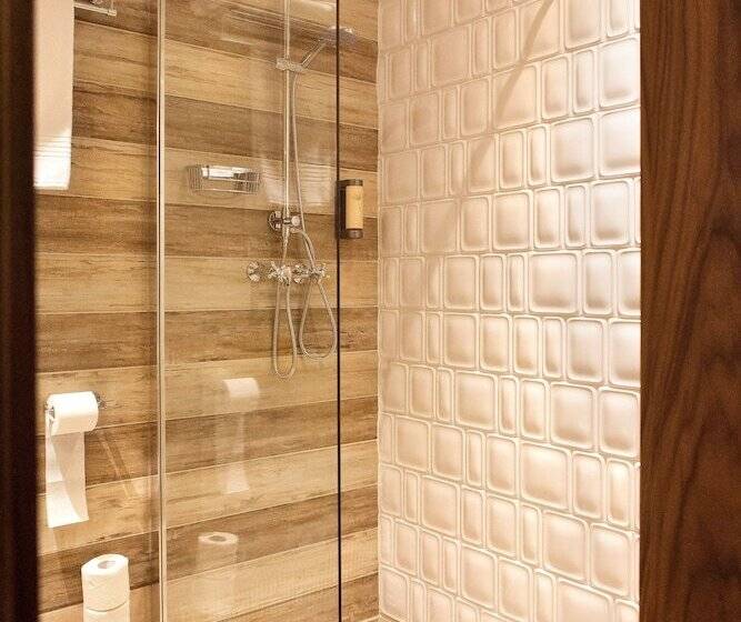 اتاق لوکس, Penzion Berg