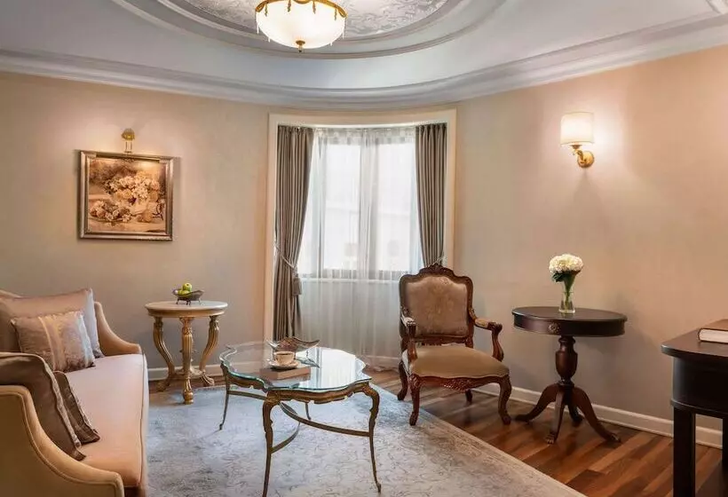 Junior Suite with Views, Rixos Pera Istanbul