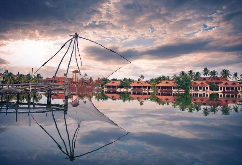 كابينة, Sterling Lake Palace Alleppey