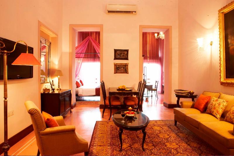 جناح, Taj Nadesar Palace