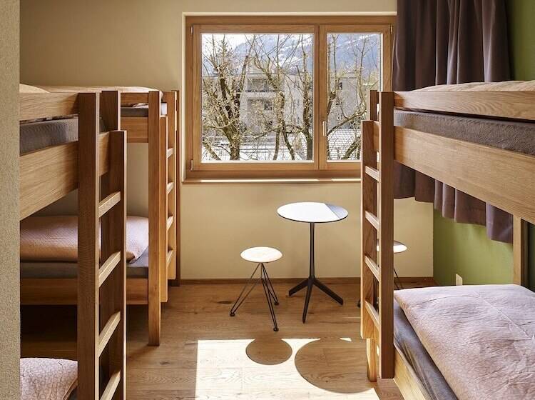 اتاق استاندارد با سرویس بهداشتی مشترک, Schaanvaduz Youth Hostel
