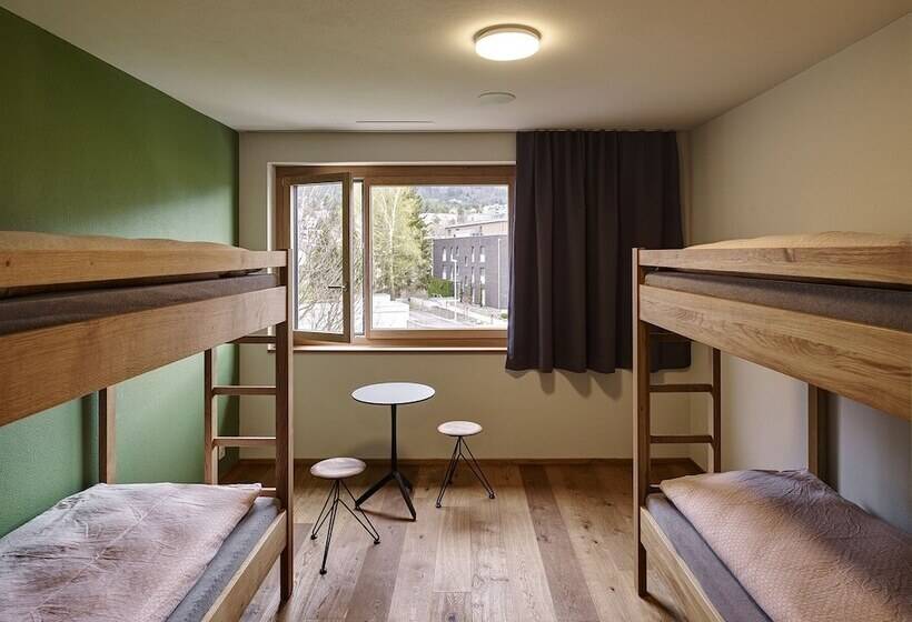 اتاق استاندارد چهارنفره با سرویس بهداشتی مشترک, Schaanvaduz Youth Hostel