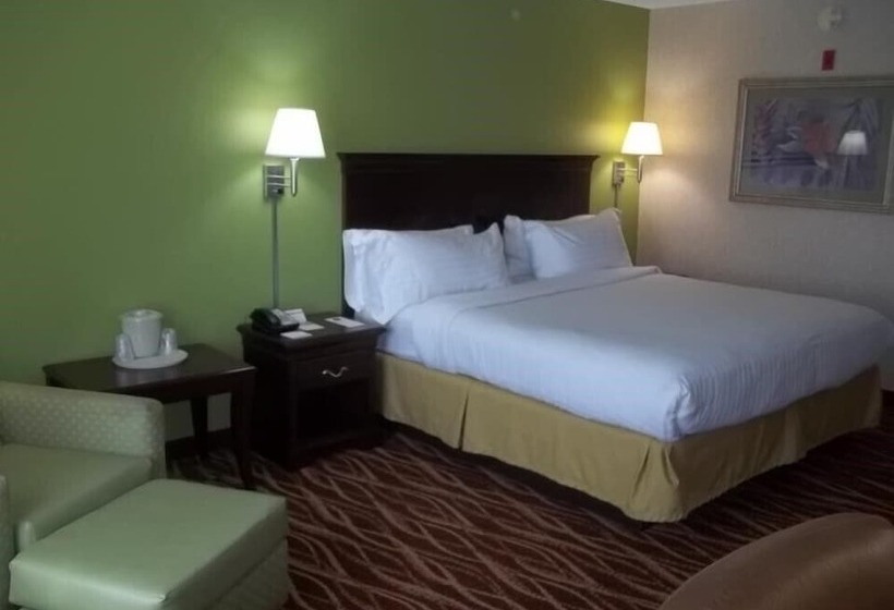 סוויטה דלוקס, Baymont Inn & Suites By Wyndham Findlay