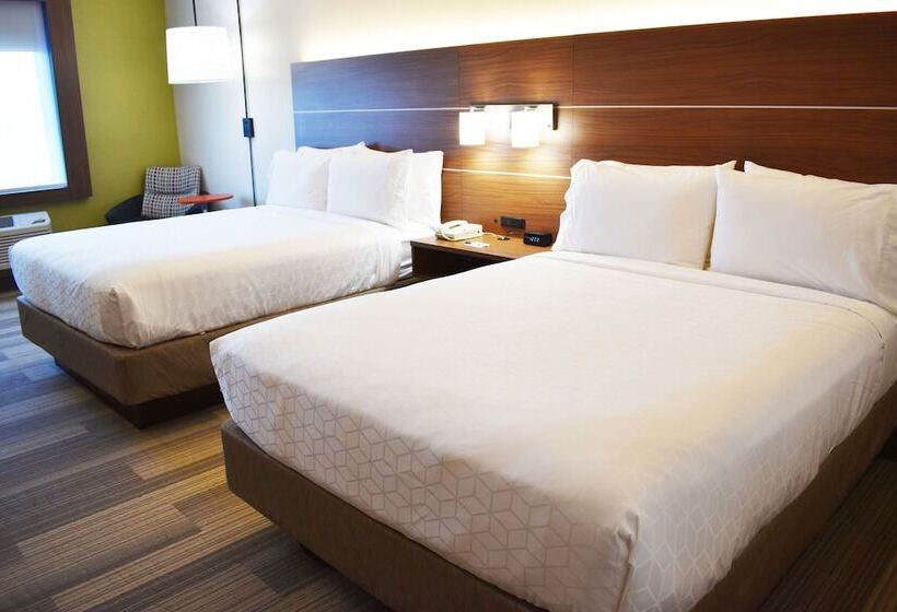 スイート, Holiday Inn Express Hotel & Suites Albany, An Ihg