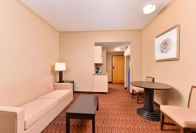スイート, Holiday Inn Express Breezewood, An Ihg