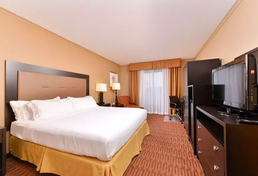 スイート, Holiday Inn Express Breezewood, An Ihg