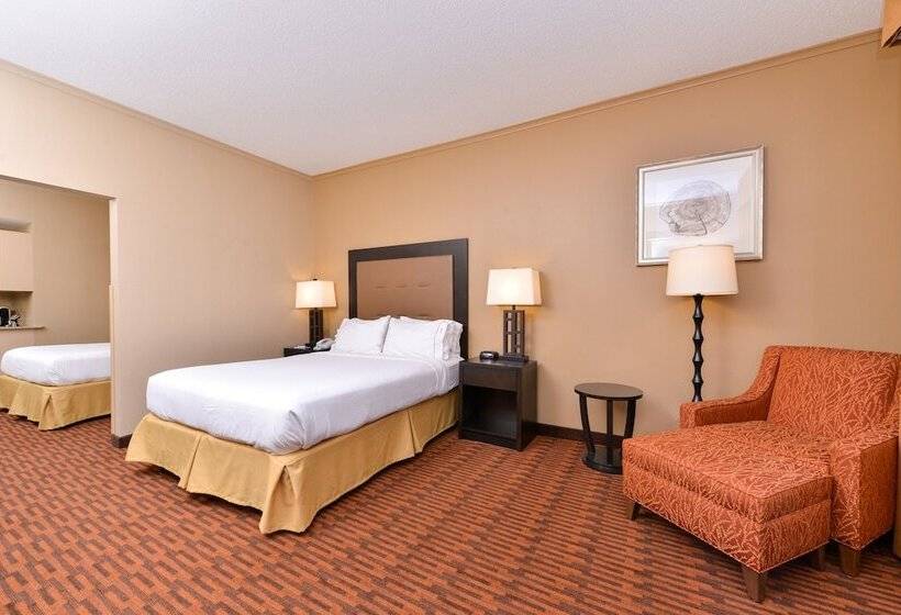 جناح, Holiday Inn Express Breezewood, An Ihg