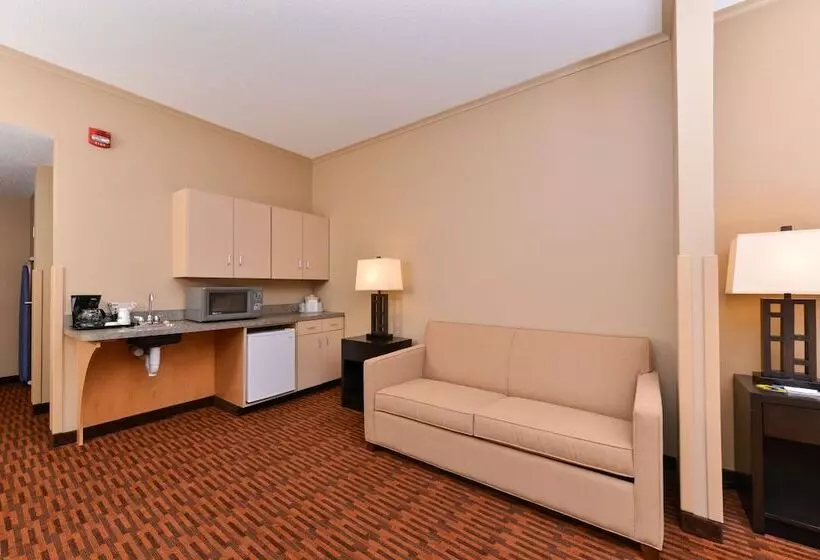 身障者適用スイートルーム, Holiday Inn Express Breezewood, An Ihg