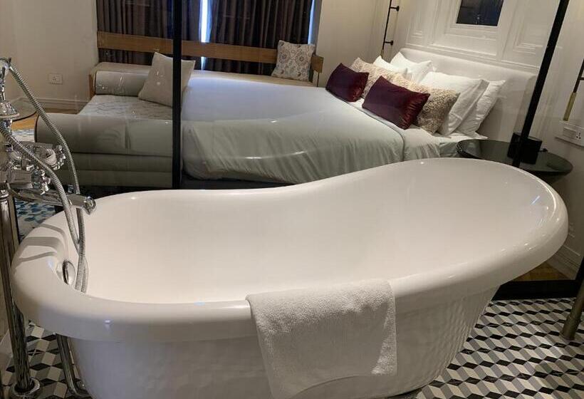 سوییت جونیور, Radisson Hotel Shimla